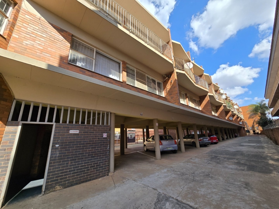 1 Bedroom Property for Sale in Die Bult North West